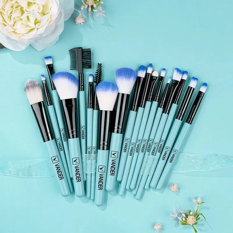 18PCS Women's Makeup Brushes Set - Eye Shadow Foundation Blush Cosmetic Brushes Soft Make up Tools with Storage Bag — image 6
