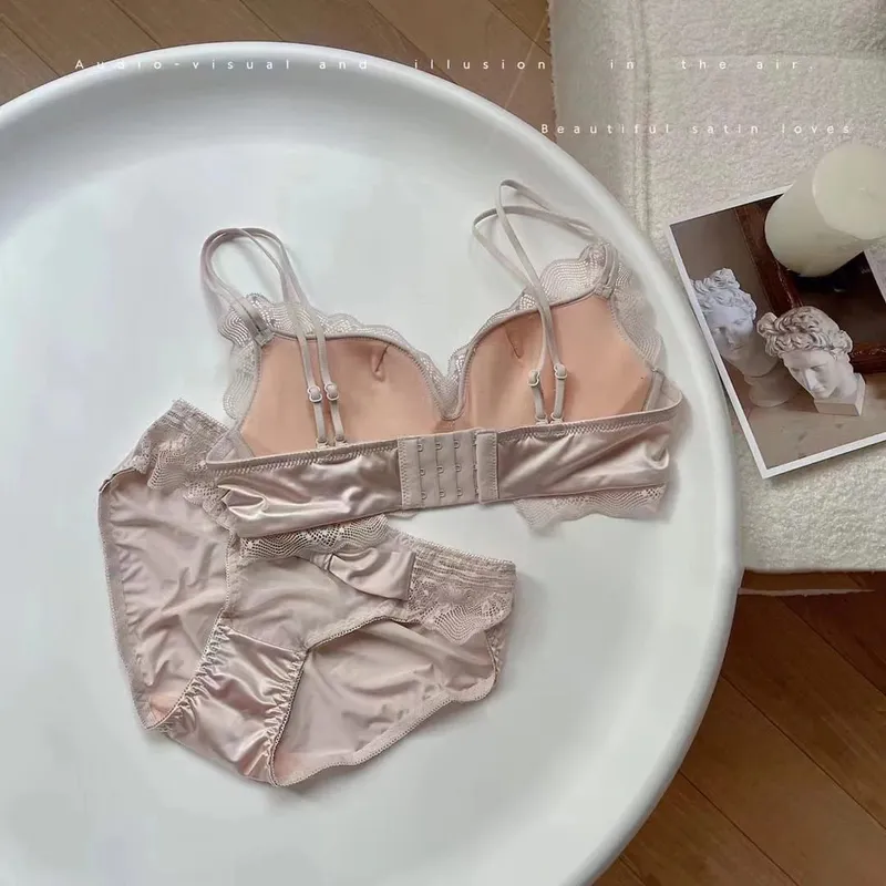 性感蕾絲緞面乳膠內衣套裝薄款純棉透氣舒適小胸內衣套裝美麗內衣後背文胸 — image 5