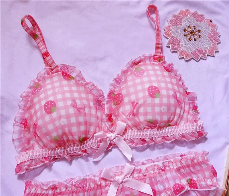 Bonito japonês sutiãs briefs conjunto de roupa interior lolita menina rosa xadrez flor malha sexy morango impressão sutiã e calcinha conjunto lingerie