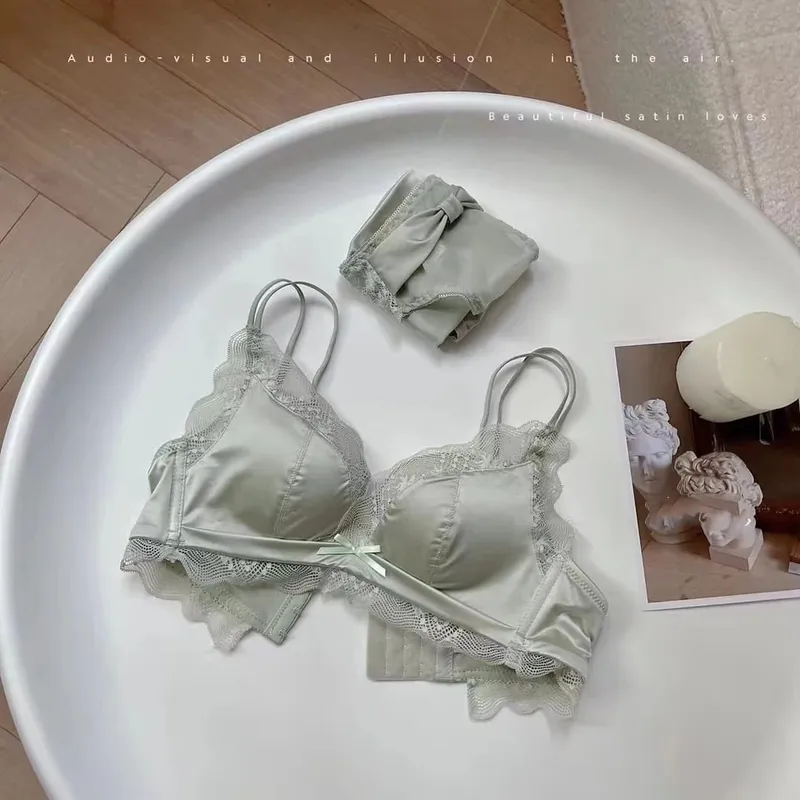 性感蕾絲緞面乳膠內衣套裝薄款純棉透氣舒適小胸內衣套裝美麗內衣後背文胸 — image 2
