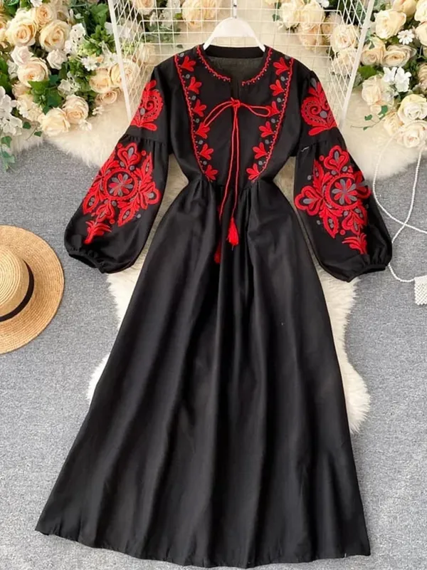 Női őszi ruhák Bohém hímzett virágos O-nyakú lámpás ujjú, magas derékú, redőzött ruha, Női Vestidos PL393