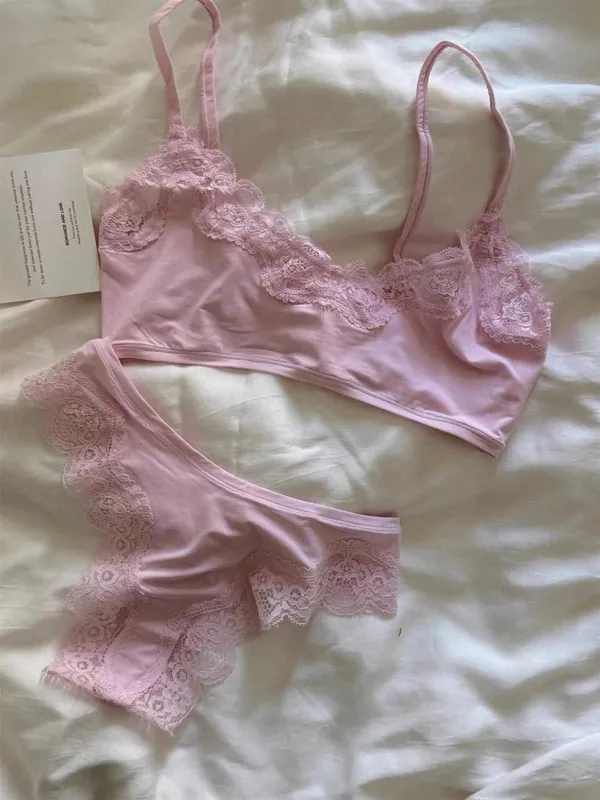 Lace Bra Set Woman Adjusted-strap Seamless Bras+Low Waist Panties Female Casual Simple Solid High Elasticity Lingerie Sets