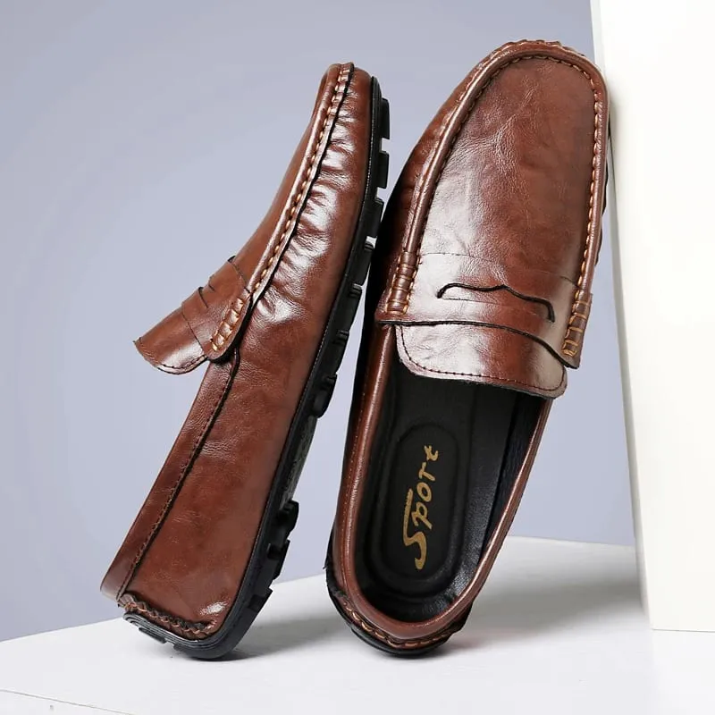 New Classic Casual Leather Men Shoes High Quality Summer Soft Bottom Loafers Outdoor Slip on Driving Shoes Flat Designer Shoes
