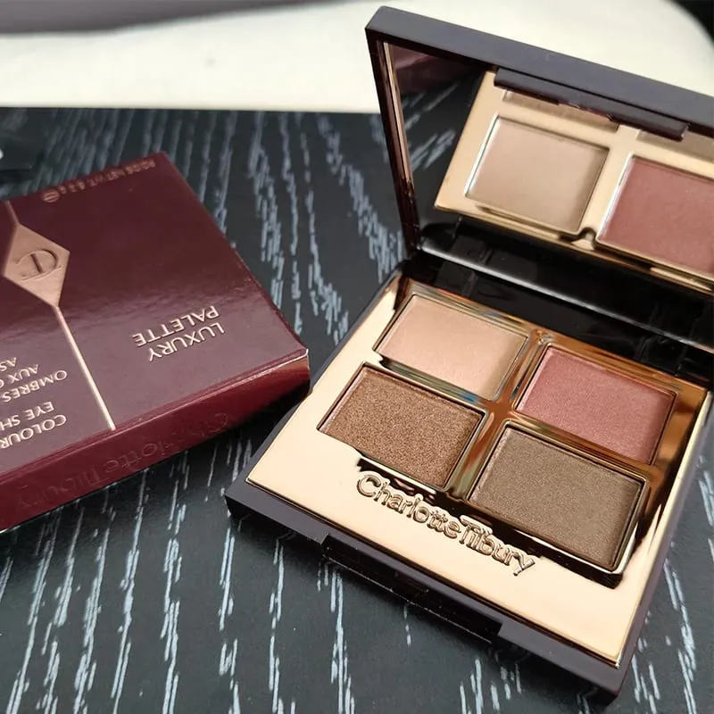 CT Quatro-color Eyeshadow Palette Matte Glitter Eyeshadow Brilhante Maquiagem Travesseiro Falar Fácil de Colorir Fundação Natural Cosméticos