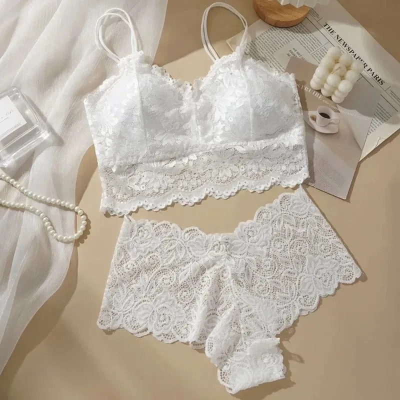 Women's Sexy Lace Bra And Panties Set Solid Color Back Hollow out Design Breathable Underwear with Lace Flower Detail No Steel R