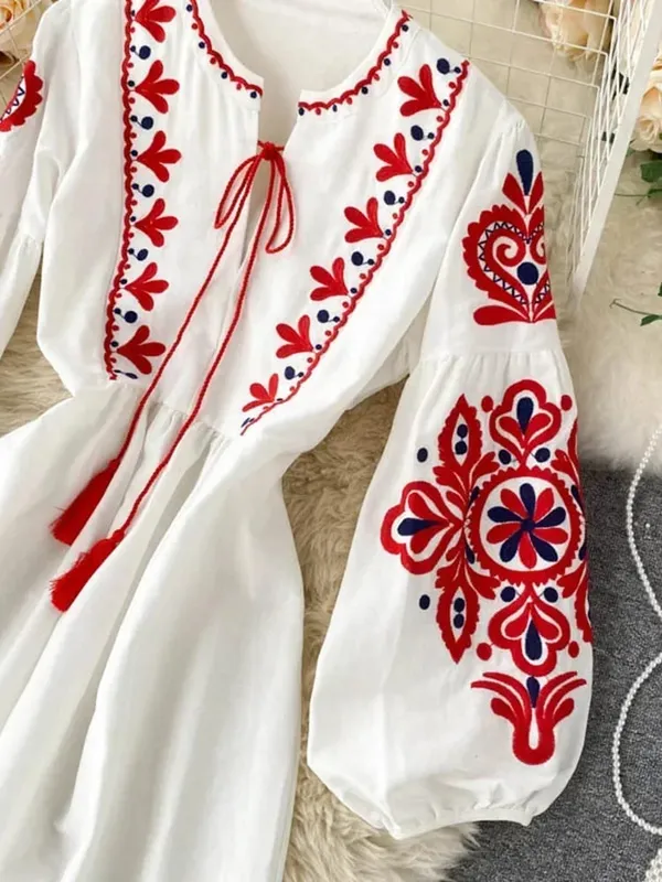 Női őszi ruhák Bohém hímzett virágos O-nyakú lámpás ujjú, magas derékú, redőzött ruha, Női Vestidos PL393