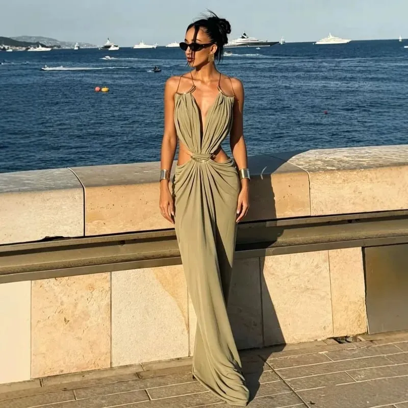 Potongan Spaghetti Metal Deep V Seksi Tali Spaghetti Ruched Maxi Dress Potongan Cross Backless Slim Gaun Mewah Pantai Petang Percutian