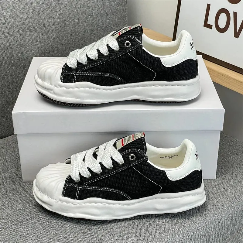 2026 New Men Women Skate Shoes Low Top Trendy Street Style Couple Sneakers Non-slip Wear Resistant Daily Footwear — image 11