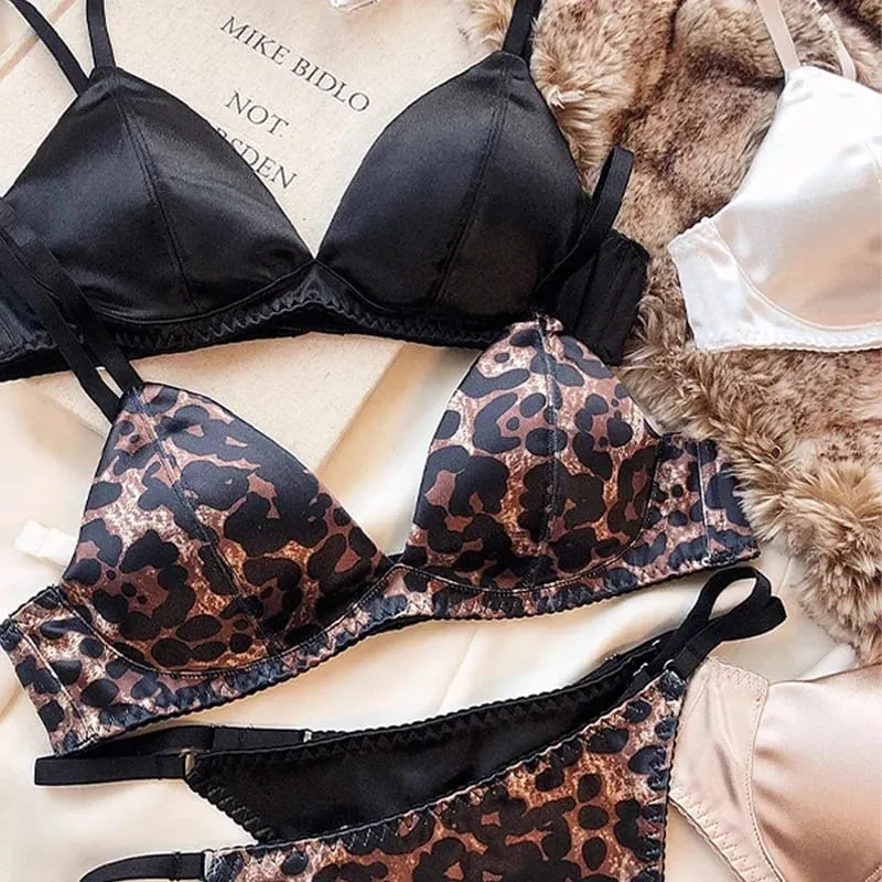 Kvinder Sexet Lingeri Hot Undertøj Trekantet Skål BH Sæt Lille Bryst Top Support BH Komfortabel Push Up BH Åndbar Sømløs — image 2