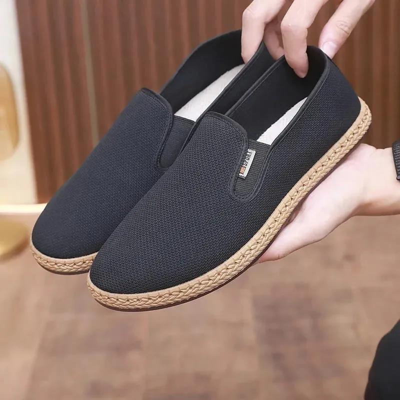 Summer Men's Mesh Shoes Hollow Breathable Lightweight Men's Cloth Shoes Soft soled Anti slip Men's Shoes