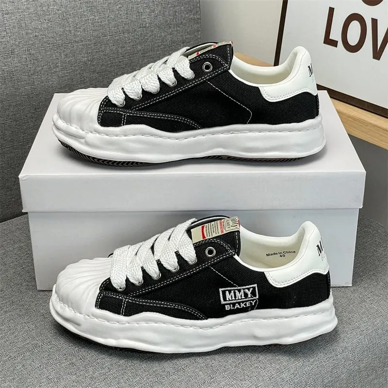 2026 New Men Women Skate Shoes Low Top Trendy Street Style Couple Sneakers Non-slip Wear Resistant Daily Footwear — image 12