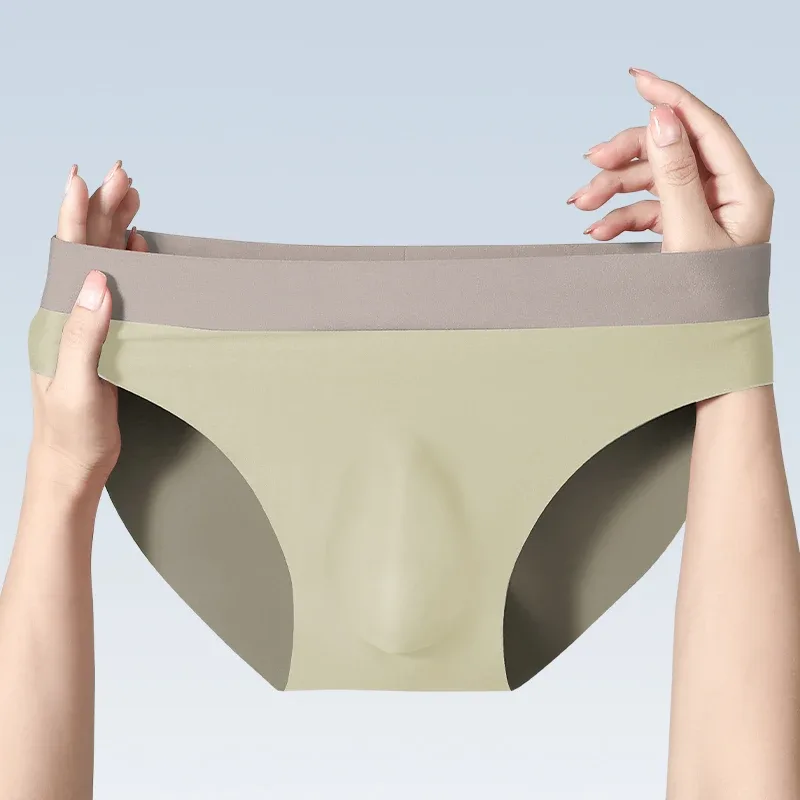 Męska bezszwowa bielizna lodowego jedwabiu 3D wykrawanie trójkątne spodenki letnie cienkie kalesony chłopięce spodenki sportowe 3256808552917215 — image 4