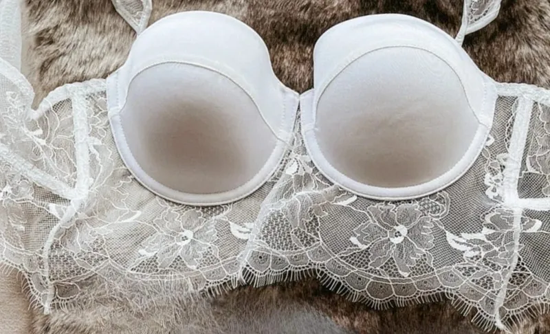 セクシーな Ladies Soft Underwire Lace Lingerie Set Summer Thin Cup Deep U‑Back Push‑Up Design Comfort Breathable Intimate Underwear