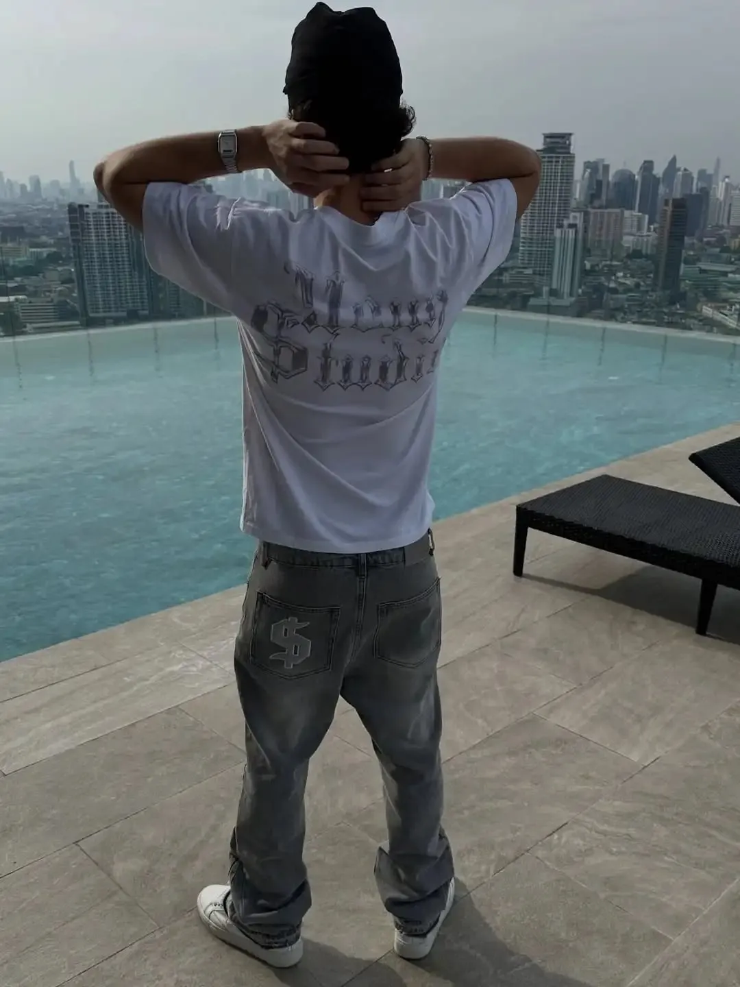 2026 Hot Sell Men Washed Grey Dollar Embroidery Vintage Style Straight Leg Denim Jeans with Frayed Hem Casual Streetwear Trendy — image 2