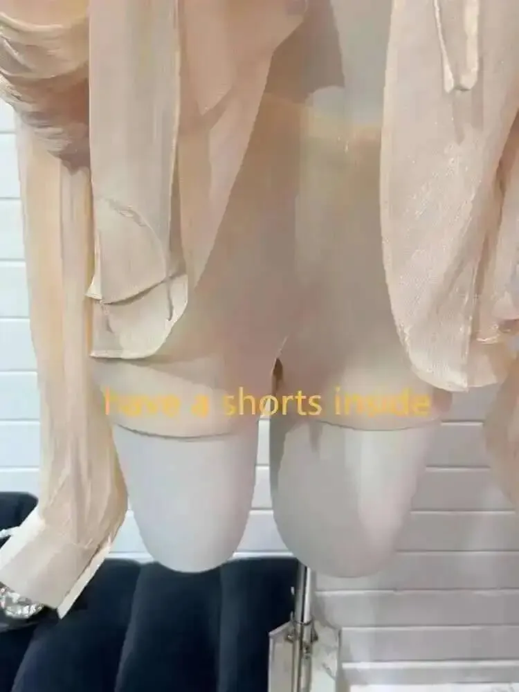 2026 Nuova moda estiva Abbigliamento donna girocollo maniche a lanterna abito corto in raso con pantaloncini sotto due pezzi