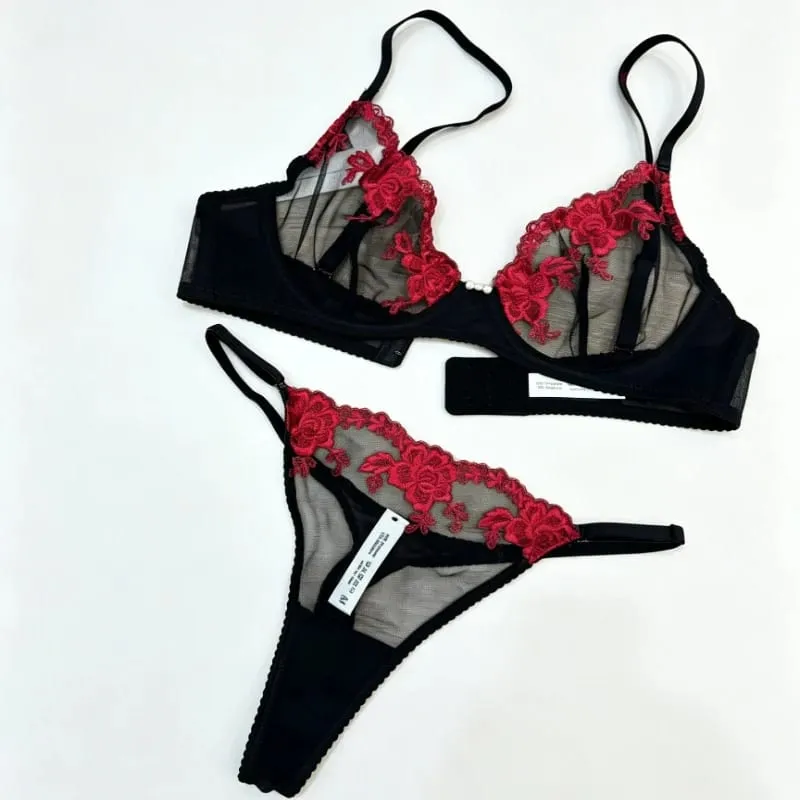 Nouveau Modele Ensemble Soutien Gorge Culotte Dentelle Ultra Fine Brodée Femme Push Up Sans Couture Confortable Lingerie Intime