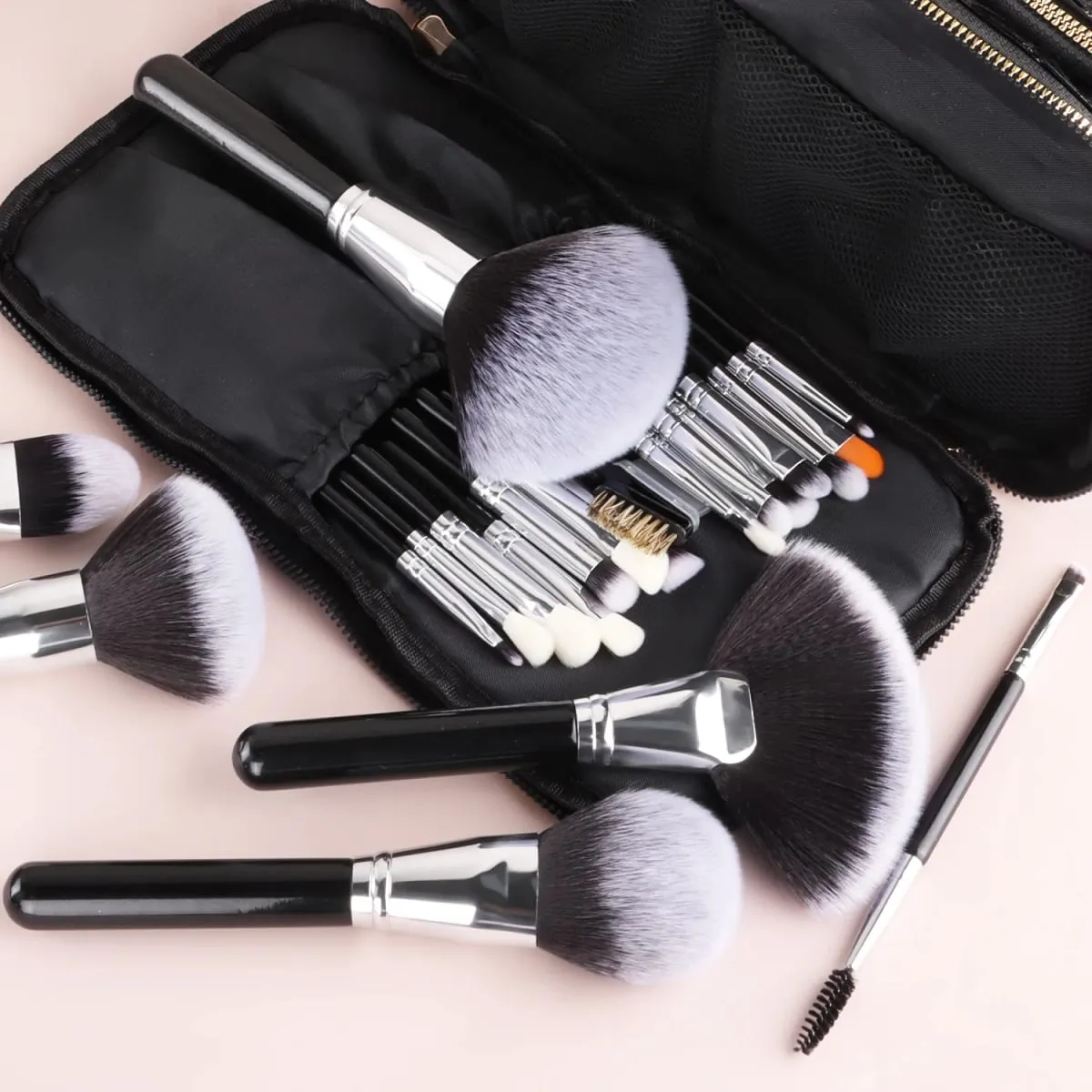 40/30/25/22Pcs Professional Makeup Brush Set with Crocodile Storage Bag Blush Highlight Eyeshadow Brushes for Daily Stage Makeup — image 3