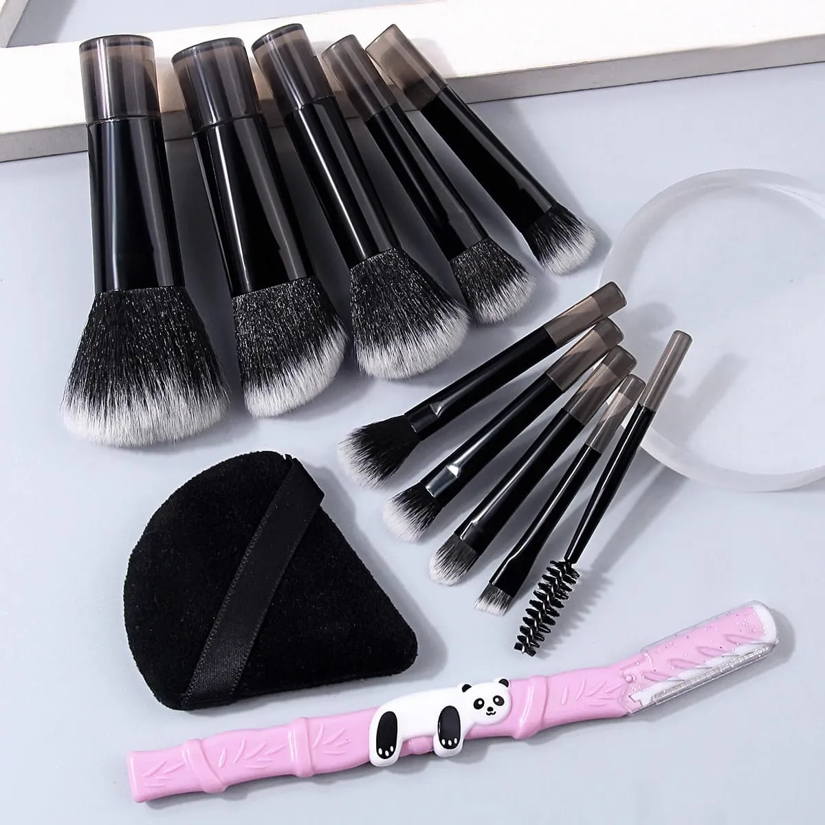 Hot Sale 10PCS Mini Travel Makeup Brush Set Multi-Function Face Eye Brushes with Triangle Makeup Puff & Pink Bamboo Decor Eyebr