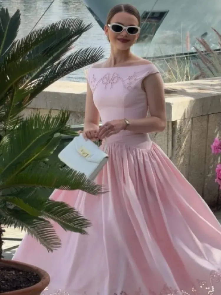 Chic Vintage White Boat Neck Dress Embroidered Cap Sleeve Cutwork Hem High Waist Flowy A-line Gown 2026 New Evening Party Outfit