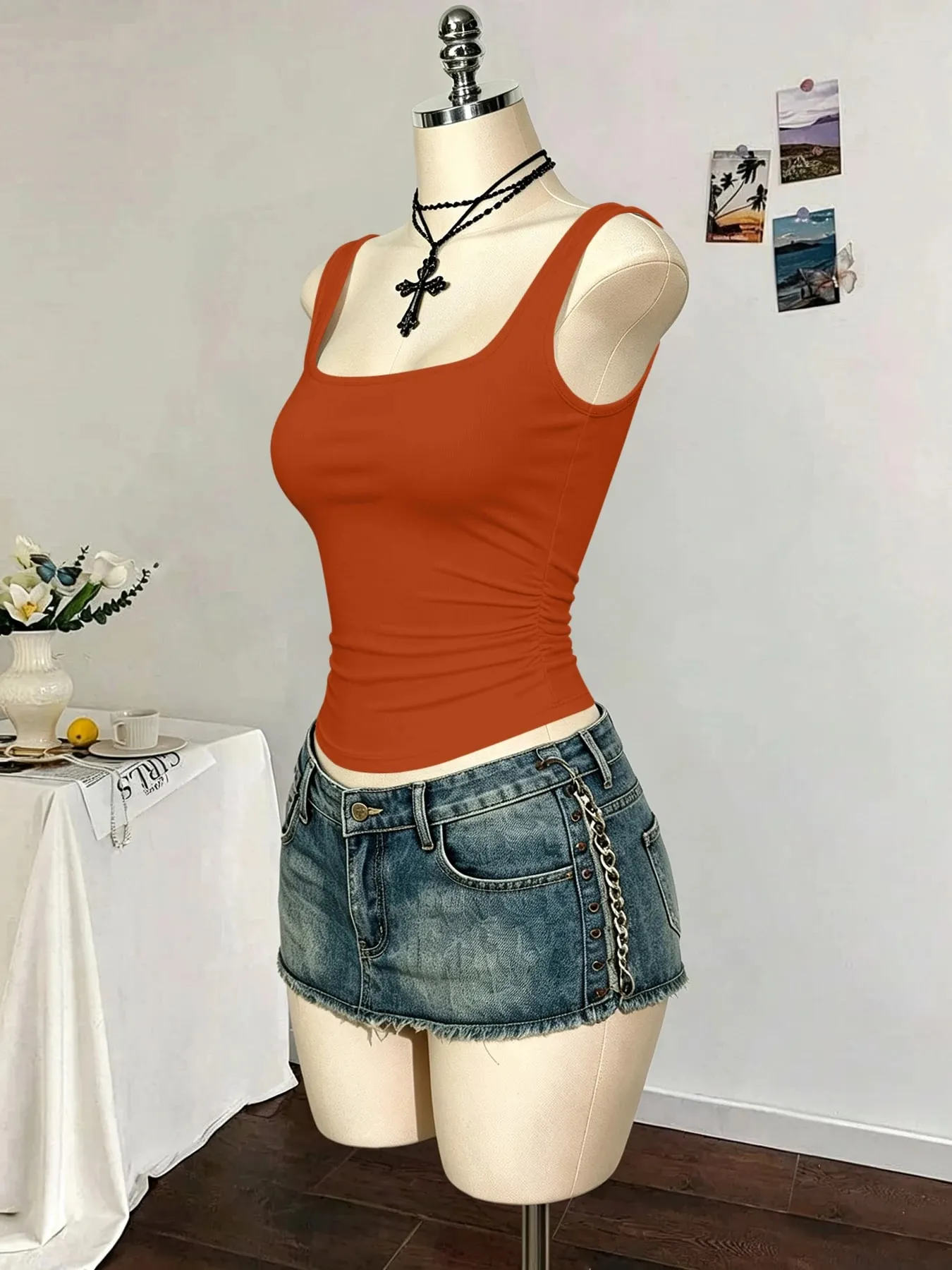 Women Square Neck Wide Strap Ribbed Tank Top Sleeveless Fitted Slim Casual Cami Top