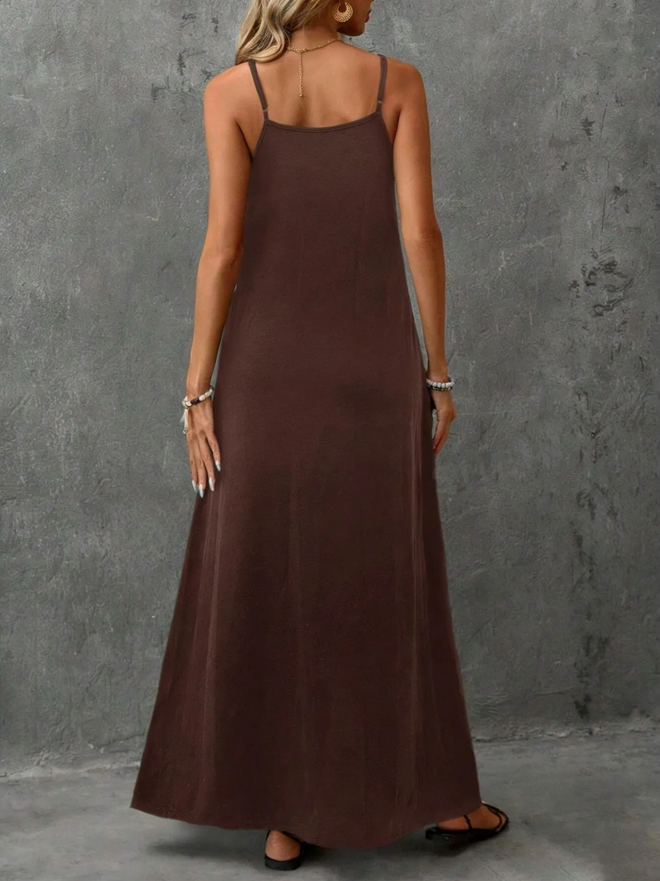 2026 Casual and Elegant Solid Color Suspender V-Neck Sleeveless Loose and Comfortable Backless Dress Long Skirt