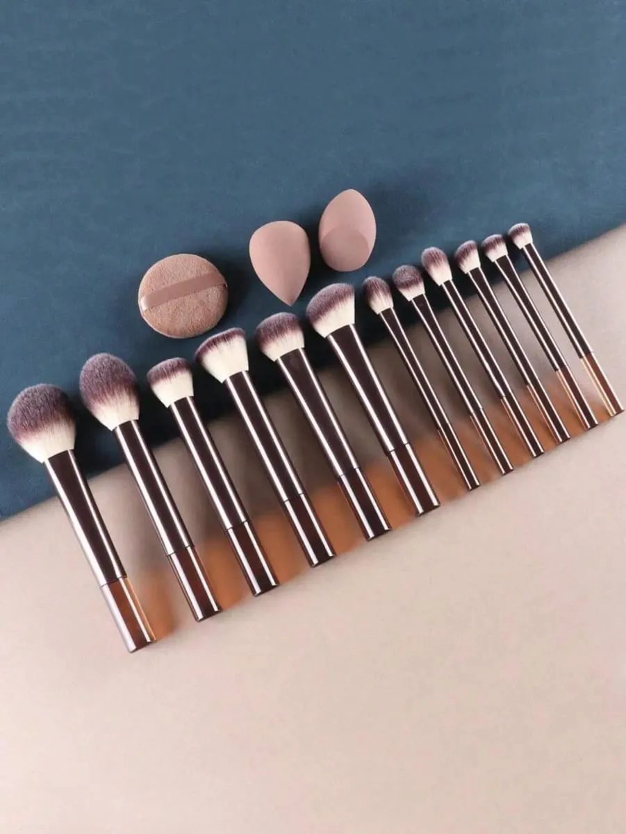 15Pcs Makeup Brushes Set Soft Face Eye Cosmetic Brushes With Beauty Sponge Powder Puff Complete Makeup Tool Kit — image 6