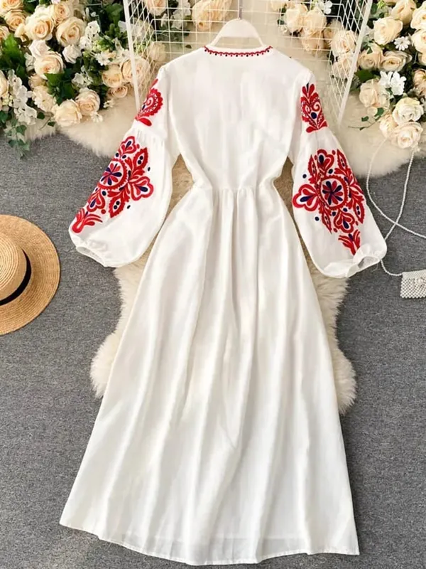 Női őszi ruhák Bohém hímzett virágos O-nyakú lámpás ujjú, magas derékú, redőzött ruha, Női Vestidos PL393