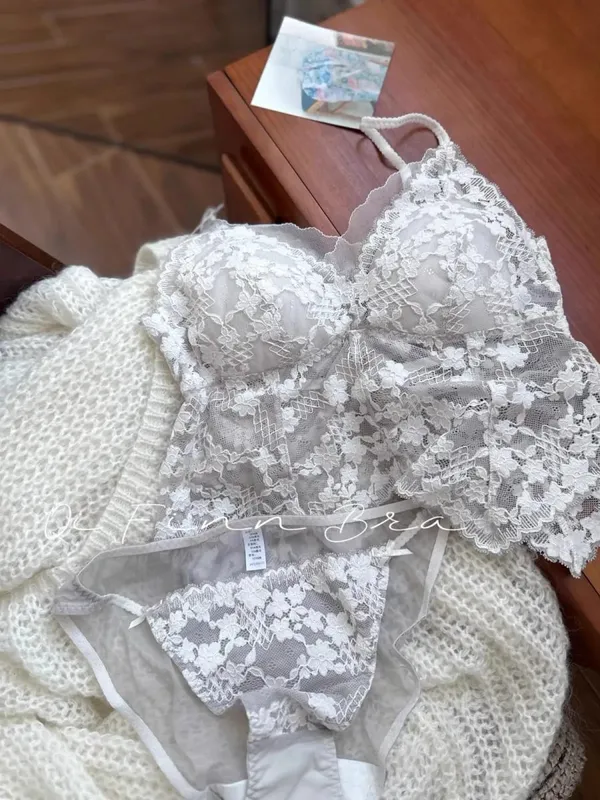 Elegant French Embroidered Halter Bra Small Chest Wrinkle-Free Lingerie Set Beauty Back UK Fit Adjustable Comfort Summer MOYISU — image 9