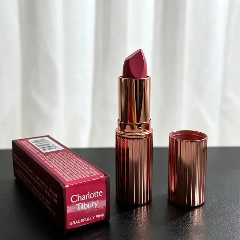CT Dễ dàng sử dụng 4 màu 9 màu Bảng phấn mắt Charlotte Tilbury Son dưỡng môi Gối Talk Big Lip Plumpgasm Lip Blush Quà tặng trang điểm