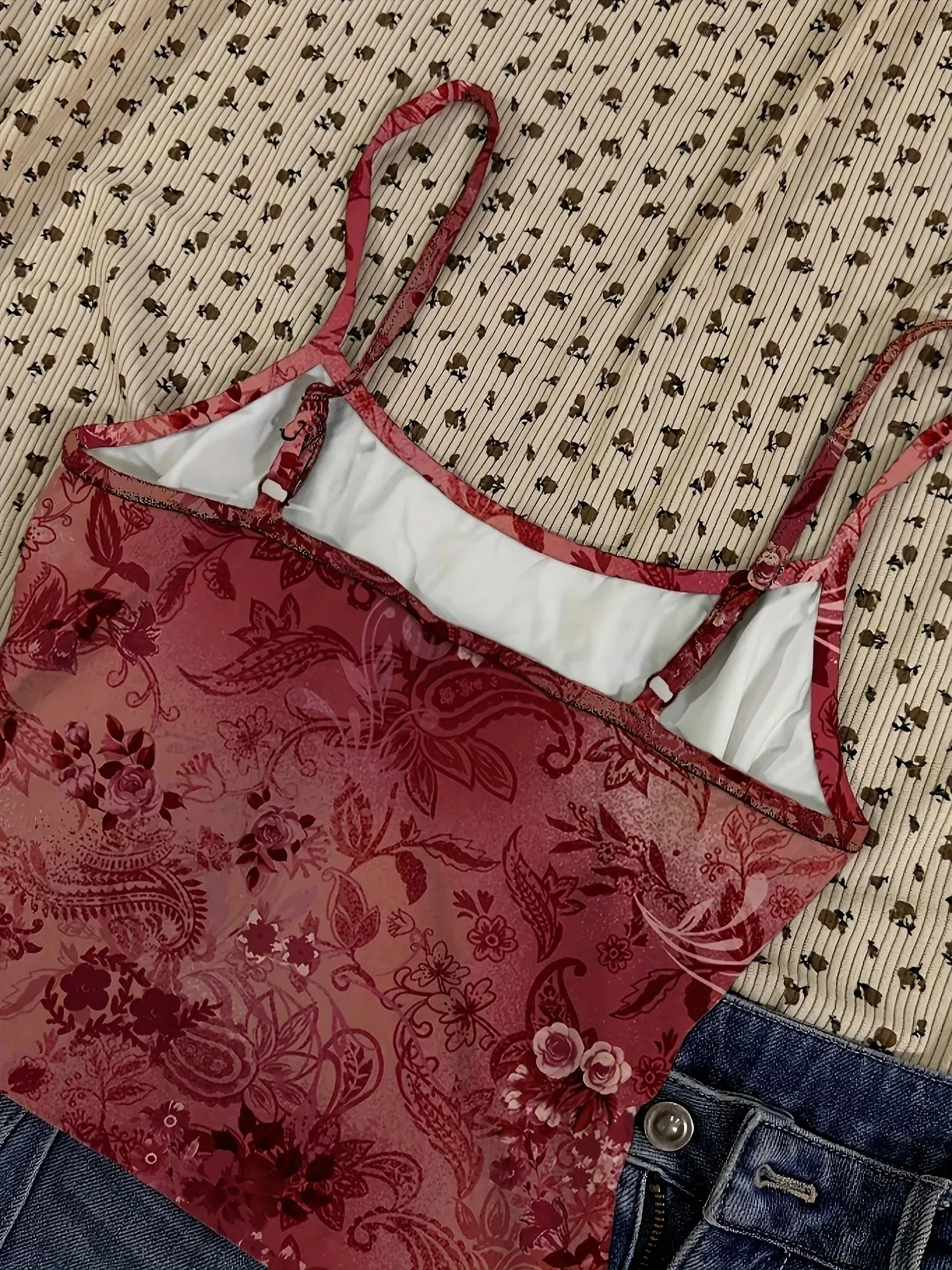 Vintage Floral Pattern Red Sexy Vest Women's Short Top — image 3
