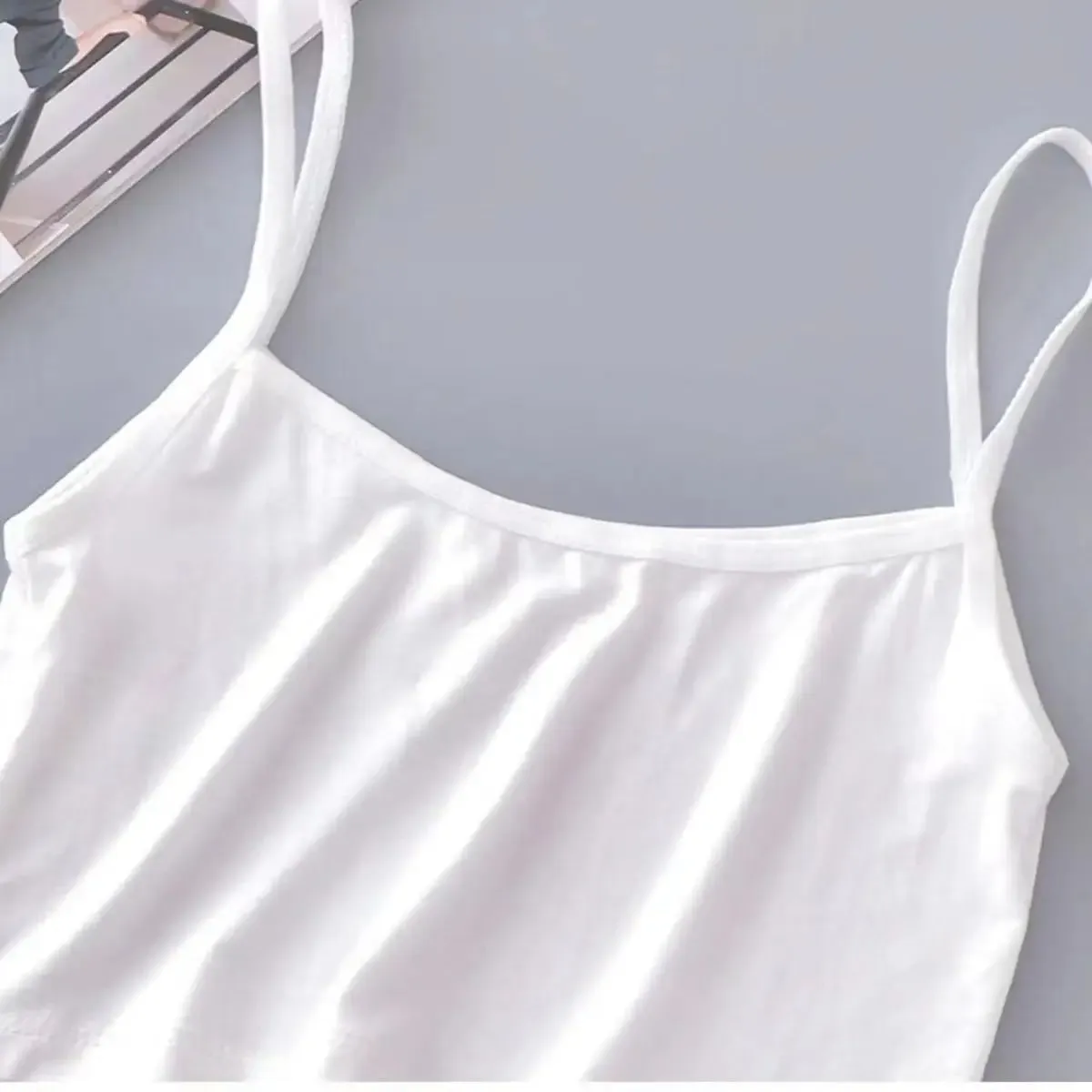 Comfortable Anti-Exposure Camisole Convenient Design Women's Sleeveless Tank Top Soft Fabric Breathable Camisole for Women — image 6