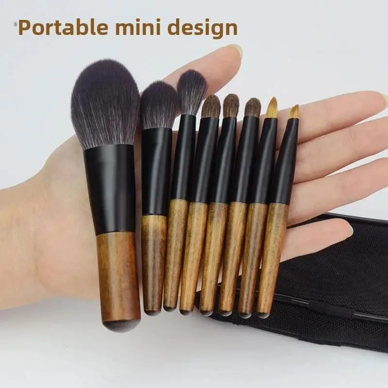 8 pçs mini conjunto de escova de maquiagem de viagem com bolsa alça de madeira escova cosmética para pó facial blush iluminador corretivo sombra