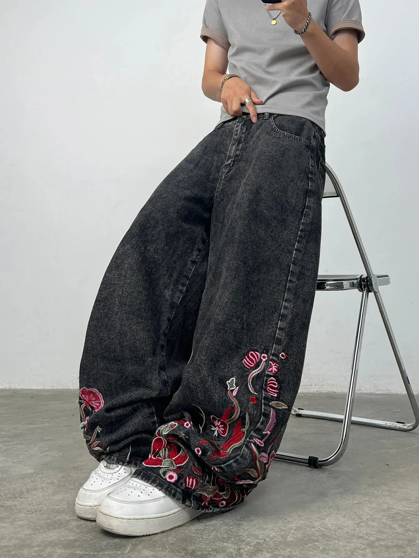 American Retro Embroidered Design Snowflake Gray Baggy Jeans Man Y2K Trendy Street Fashion Skateboard Style Versatile Long Pants
