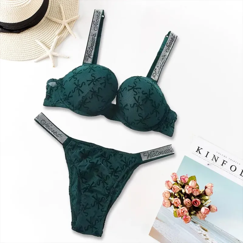 Victoria's Secret Lingerie Set Heart Pattern Trim Stretchy Breathable underwear Set Women's Sexy Lace Bralette Bra and Panty Set — image 3