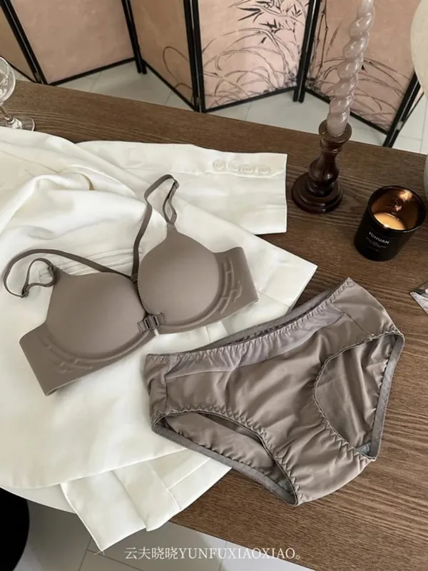Ensemble de lingerie dos nu à fermeture avant avec ensemble de soutien-gorge confortable et sans armatures anti-affaissement. — image 9