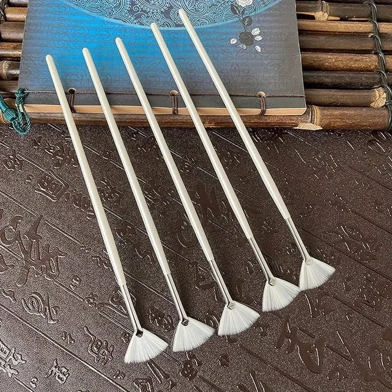 10pcs of fan-shaped fruit acid beauty brushes soft fan-shaped facial mask brushes for spa use spa essence liquid-specific brushe — image 3