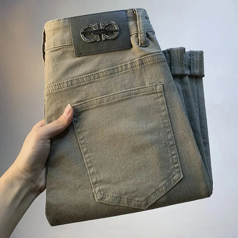 Lichte luxe herenjeans 2025 zomer dunne stretch taps toelopende kleine rechte pijpen casual veelzijdige denim effen kleur broek