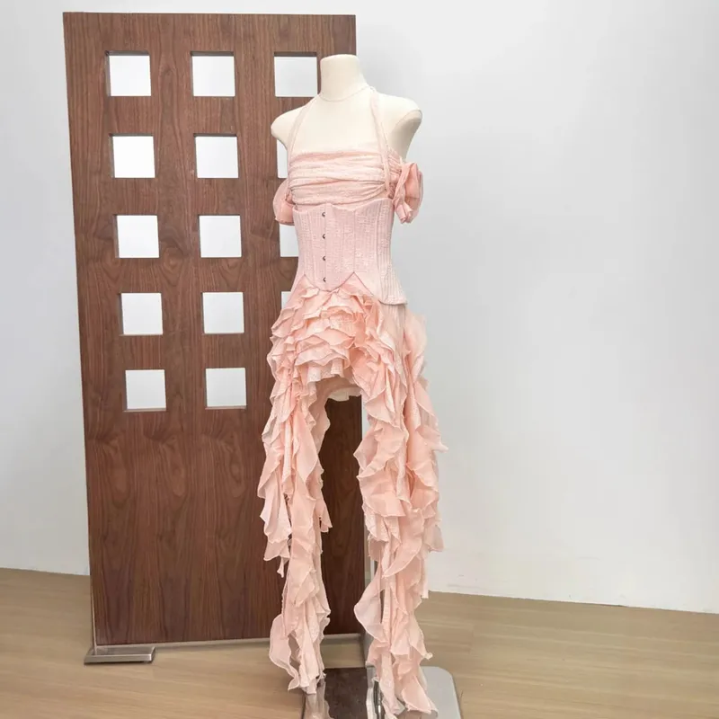 Women's Ruffle Edge Pleated Dress Three Piece Set Sexy Backless Ruffle Edge Dress Suitable for Parties and Cocktail Parties — image 9