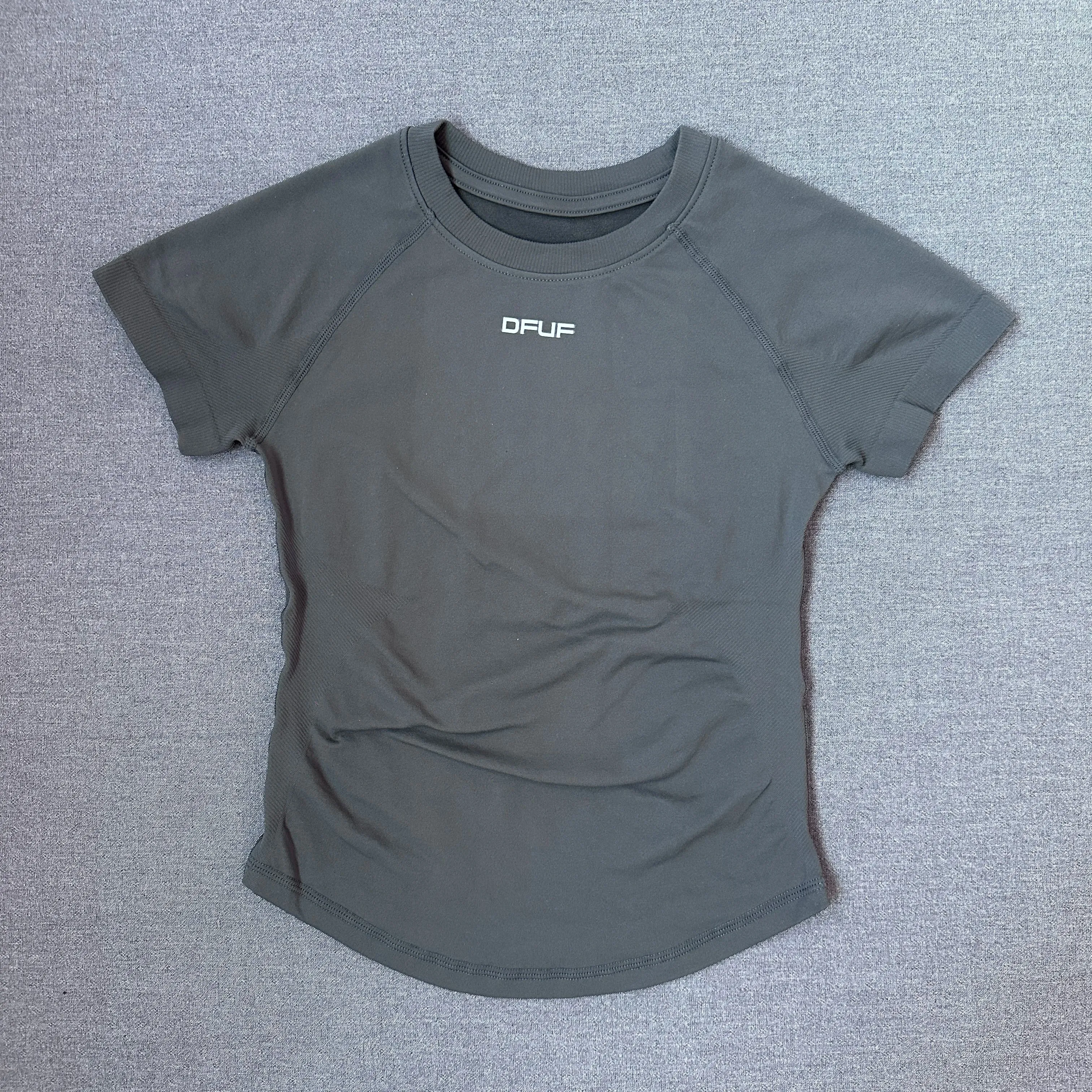 Women Elastic Slim Short Sleeve T-Shirt Soft Breathable Casual Top for Gym Yoga Jogging Fitness Daily Wear — image 15
