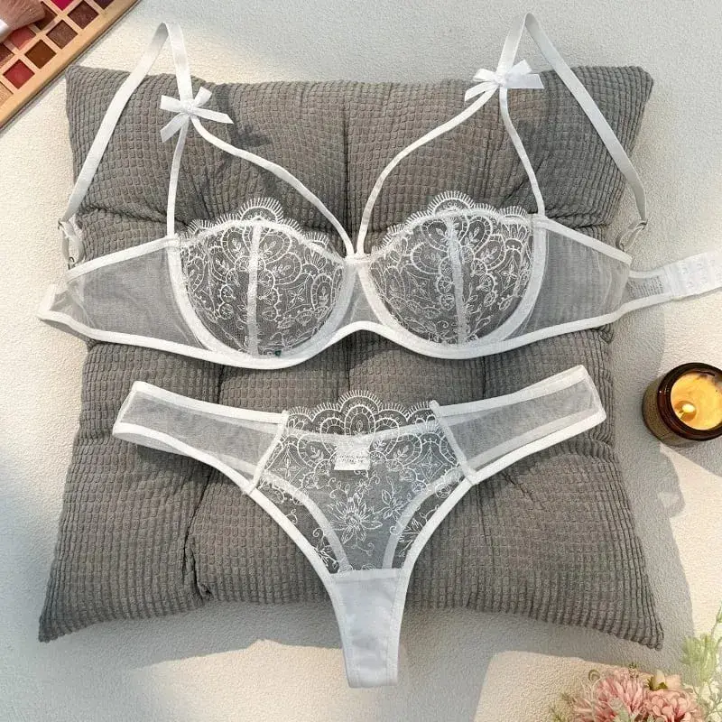 2-piece Women's Black Comfortable Lightweight Bow Womens Lace Embroidery Semi-Sheer Adjustable Strap Bra and Panty Set
