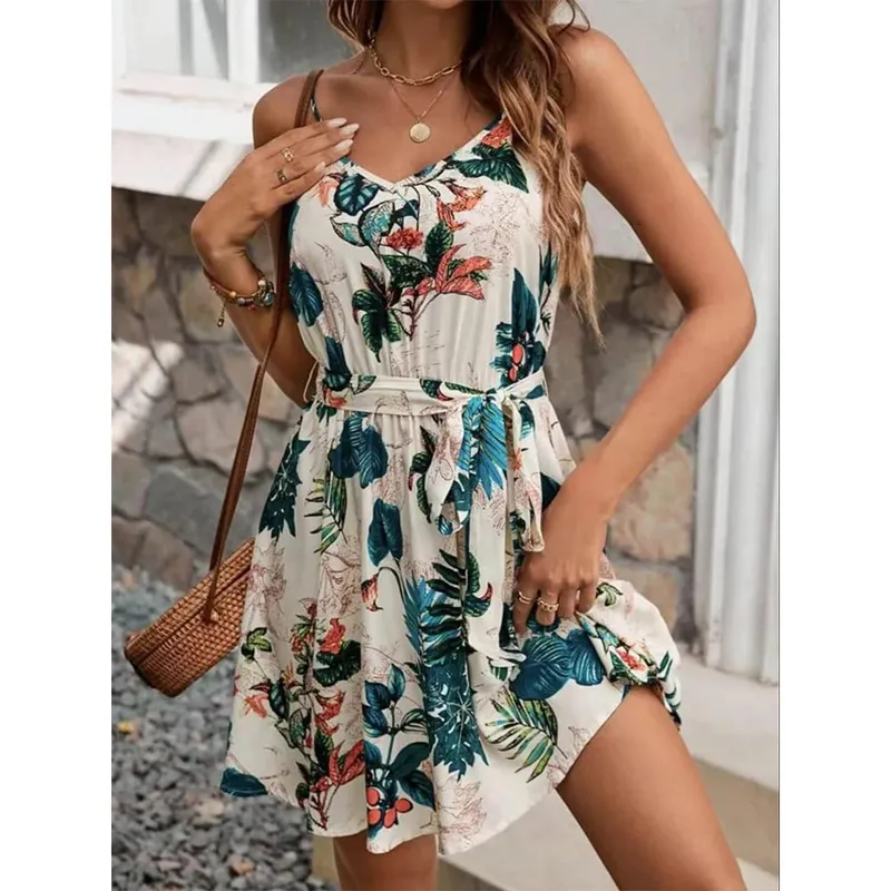 Um vestido feminino estilo boêmio, adequado para férias e atividades ao ar livre, confortável e moderno.