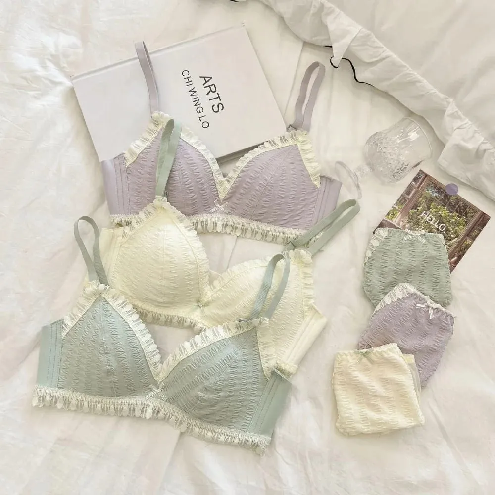 Jeunes filles intimes 2026 nouvelle petite Lingerie confortable sans couture une pièce soutien-gorge et culotte ensembles dentelle nœud sous-vêtements de femme