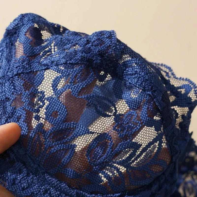Women's Sexy Lace Thin Bras Suit Non-pad Exquisite Push-up Bra Solid Breathable Underwire G-String Panties Underwear Set — image 4