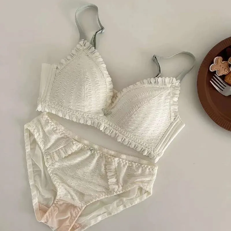 Jeunes filles intimes 2026 nouvelle petite Lingerie confortable sans couture une pièce soutien-gorge et culotte ensembles dentelle nœud sous-vêtements de femme