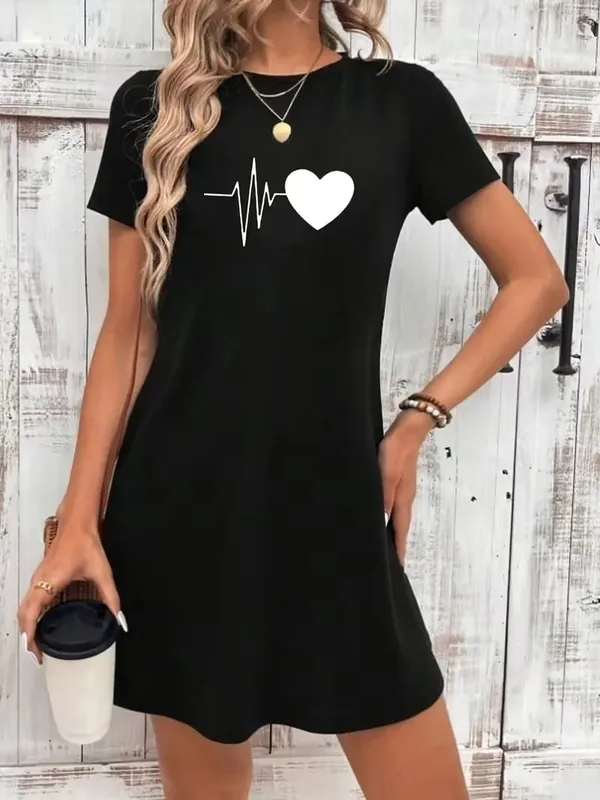 Women's elegant short-sleeved dress with heart-shaped print suitable for casual outings and comfortable wear.