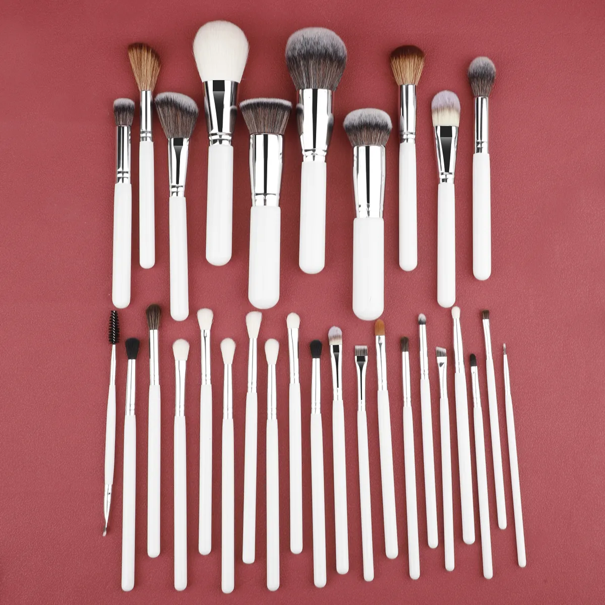 30Pcs Makeup Brush Sets Professional Artists Using Angled Eye Contour Blending Brushes High Quality White Brush Custom — image 5