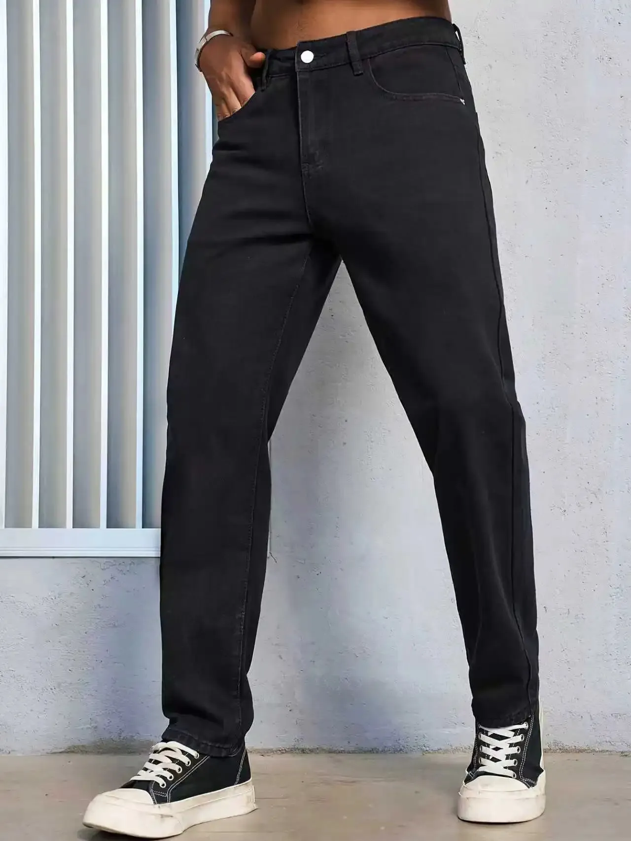 Men's Casual Solid Black Regular fit Jeans
