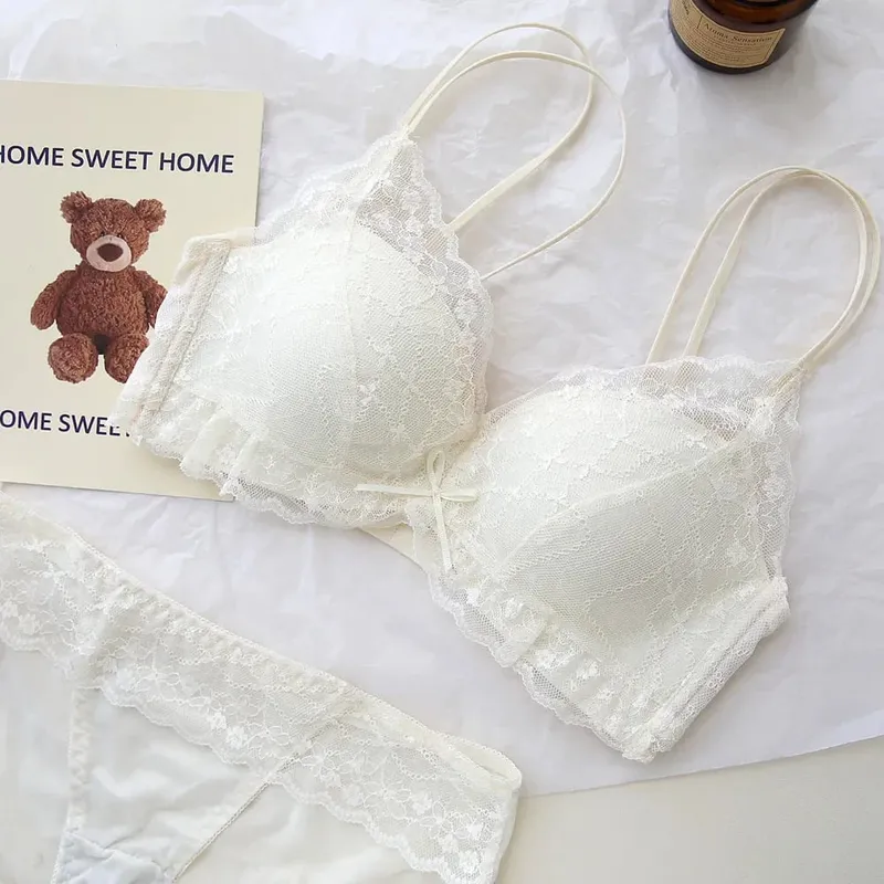 Sweet Sheer Lace Lingerie Set Double Straps Wireless Bra for Small Bust Lift & Gather