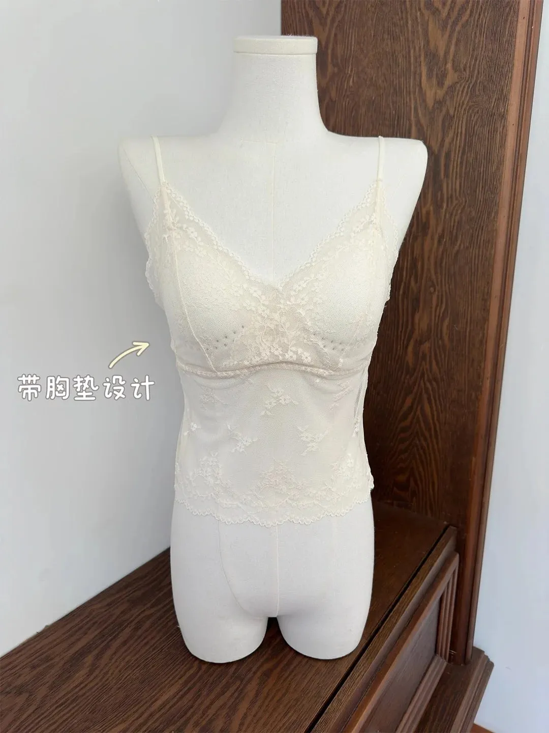 2025 Summer Lace V-Neck Camisole with Built-in Bra Sheer Mesh Hollow-Out Bodycon Tank Topns Aesthetic Slim Fit Bustier Cami — image 9
