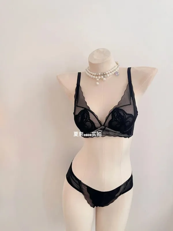 French Style Soft Lace Wireless Bra Set Women Push Up Small Breast Lift Full Cup Sexy Adjustable Comfort Lingerie Set Daily Wear